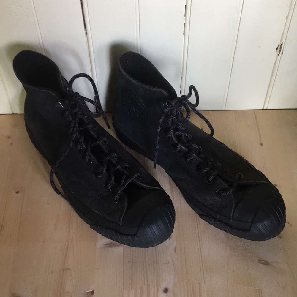 Converse All Star fleece lined black sneakers